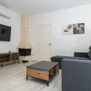  Апартаменты Maple Oak 102