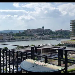 Jackquaters Apartman Budapest